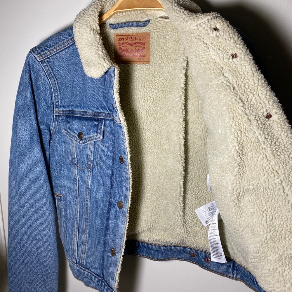 Jacket - Picture 2 of 3